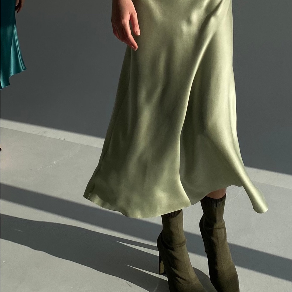 OAK + FORT Light Olive Satin Midi Slip Skirt